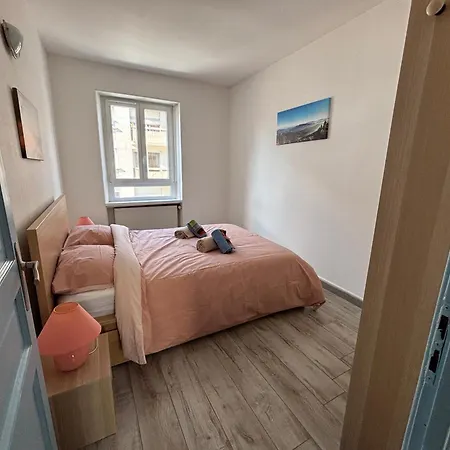 Appartamento T2 Au Calme, Parking, Proche Centre Colmar