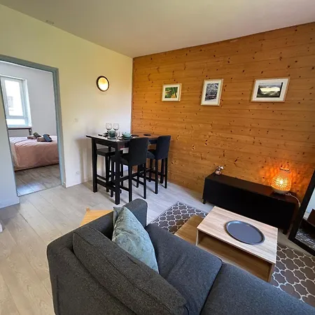 Апартаменти T2 Au Calme, Parking, Proche Centre *