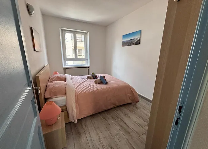 Appartamento T2 Au Calme, Parking, Proche Centre Colmar